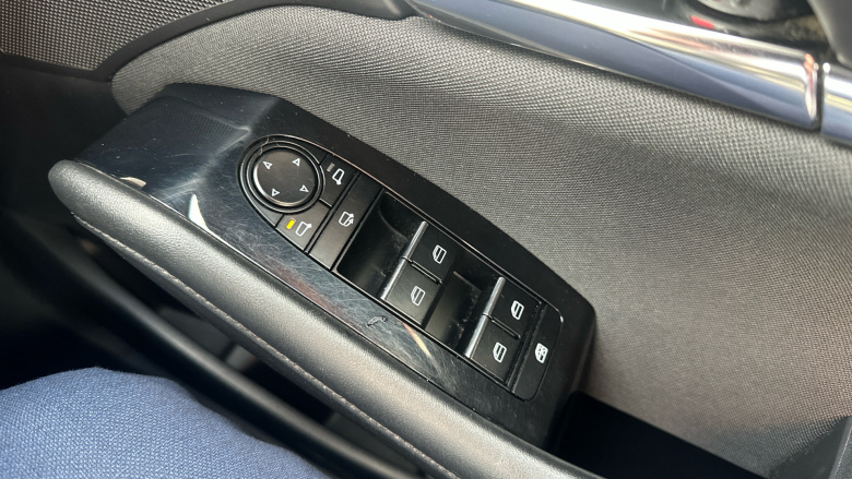 Mazda 3 2.0 Skyactiv X MHEV Sport Lux 5dr Auto Petrol Hatchback